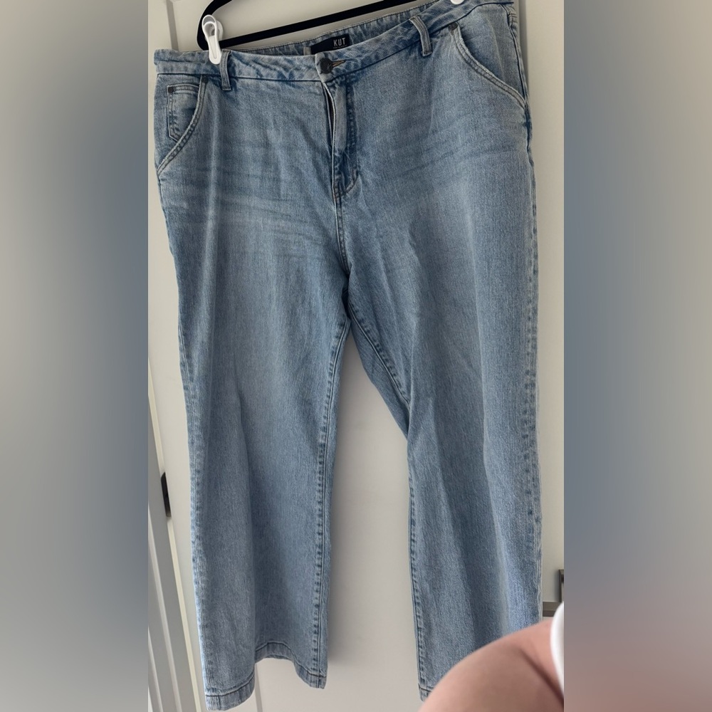 Kut From Kloth. Size 18. Wide leg. High rise “Meg”